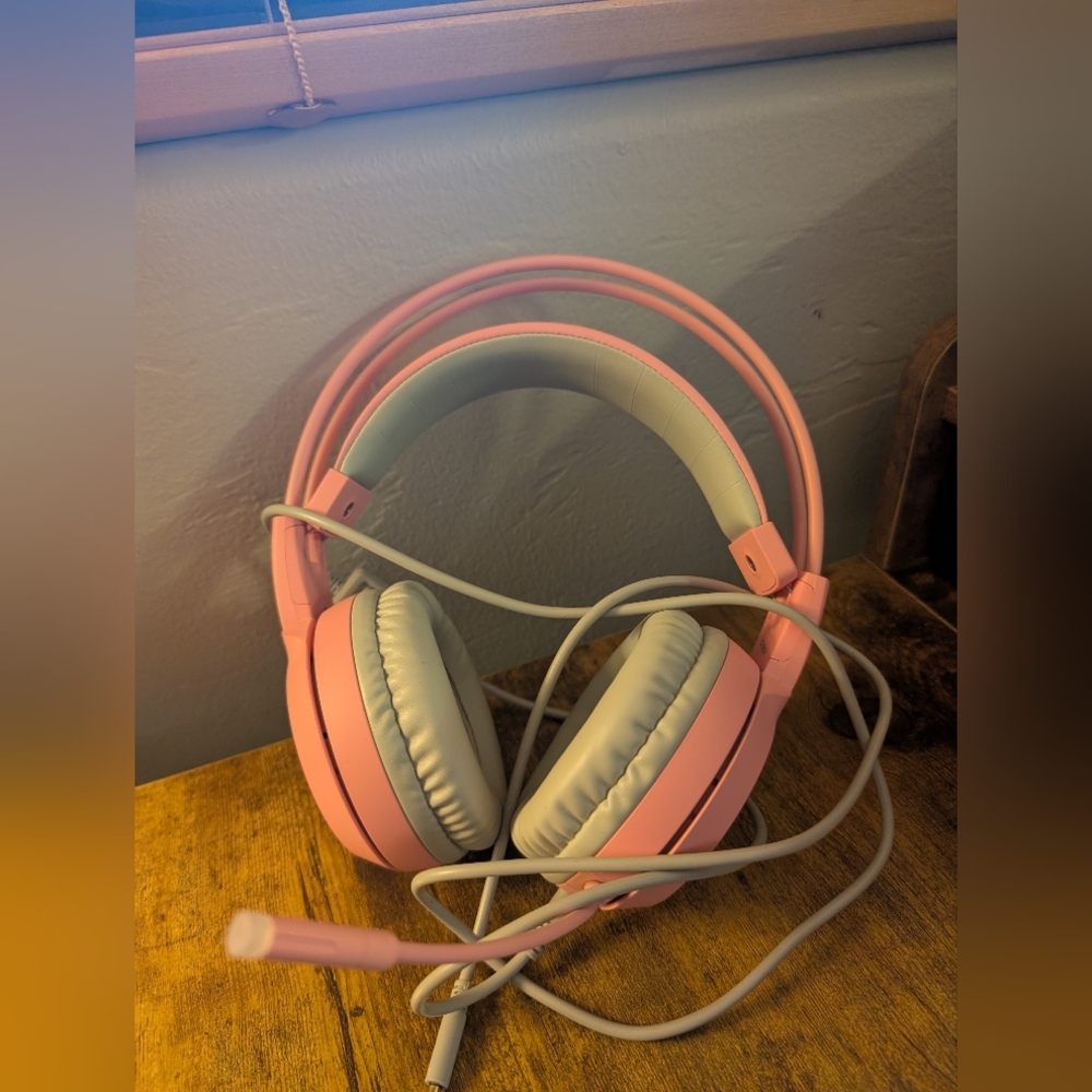 Pink Headset